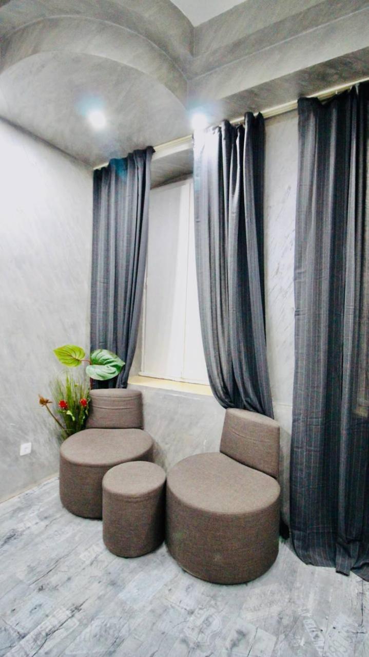Family Studio In Akh Area Wina Bagian luar foto