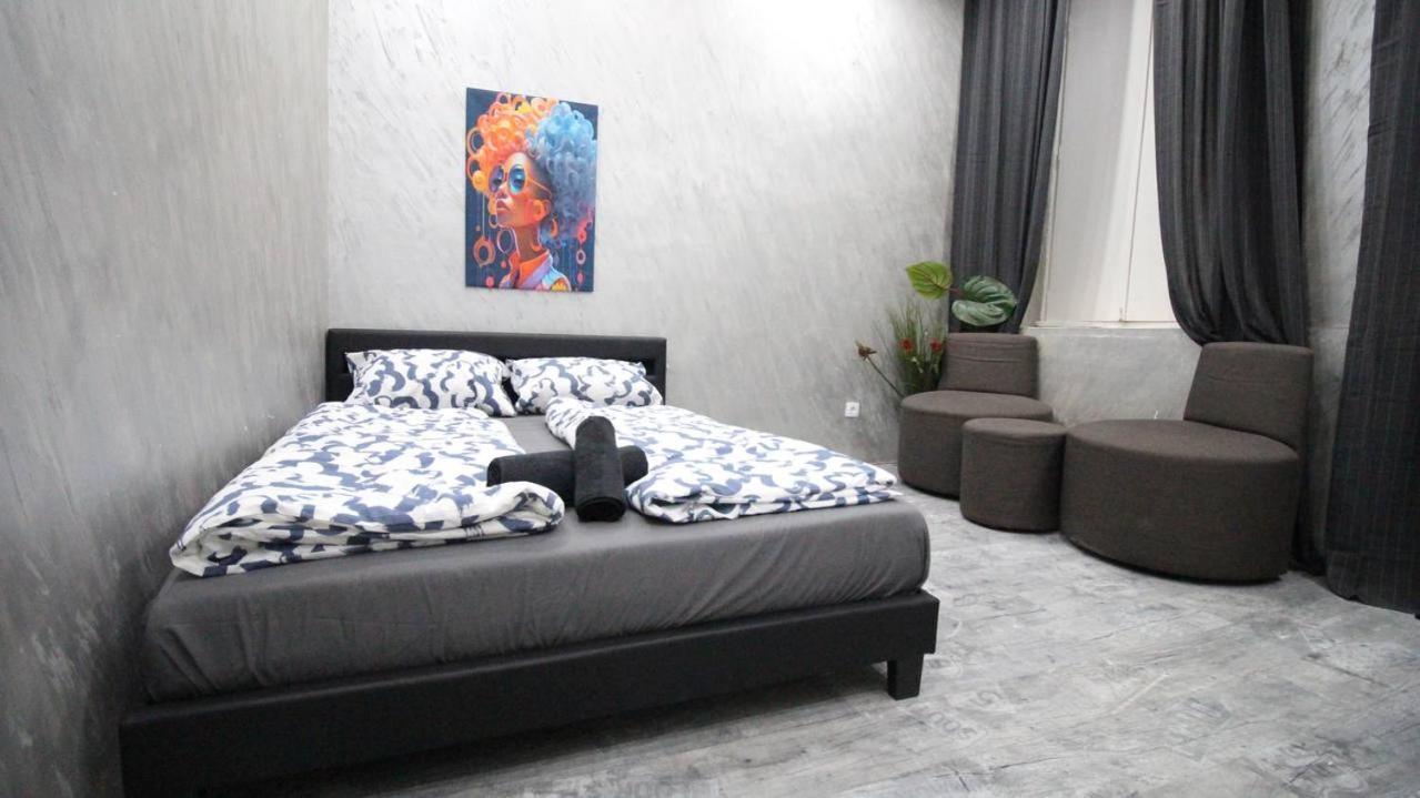 Family Studio In Akh Area Wina Bagian luar foto