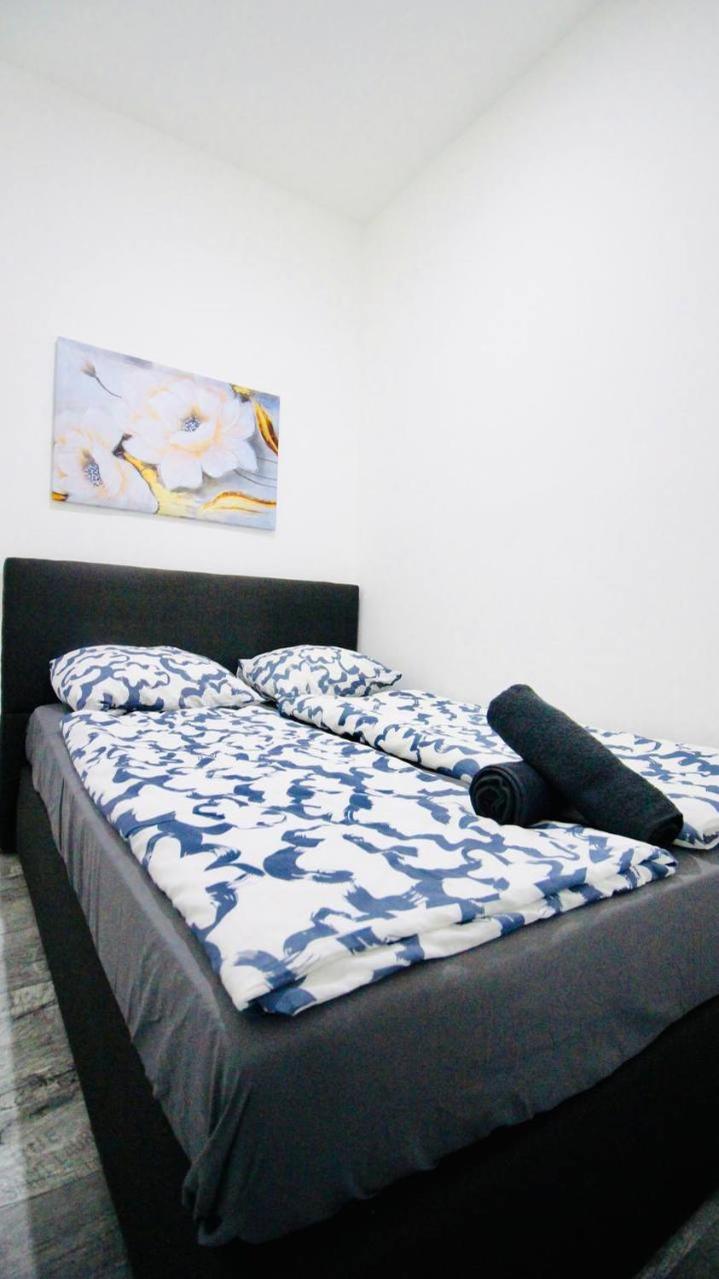 Family Studio In Akh Area Wina Bagian luar foto